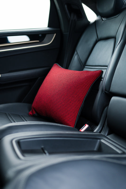 Kissen mit Hahnentritt