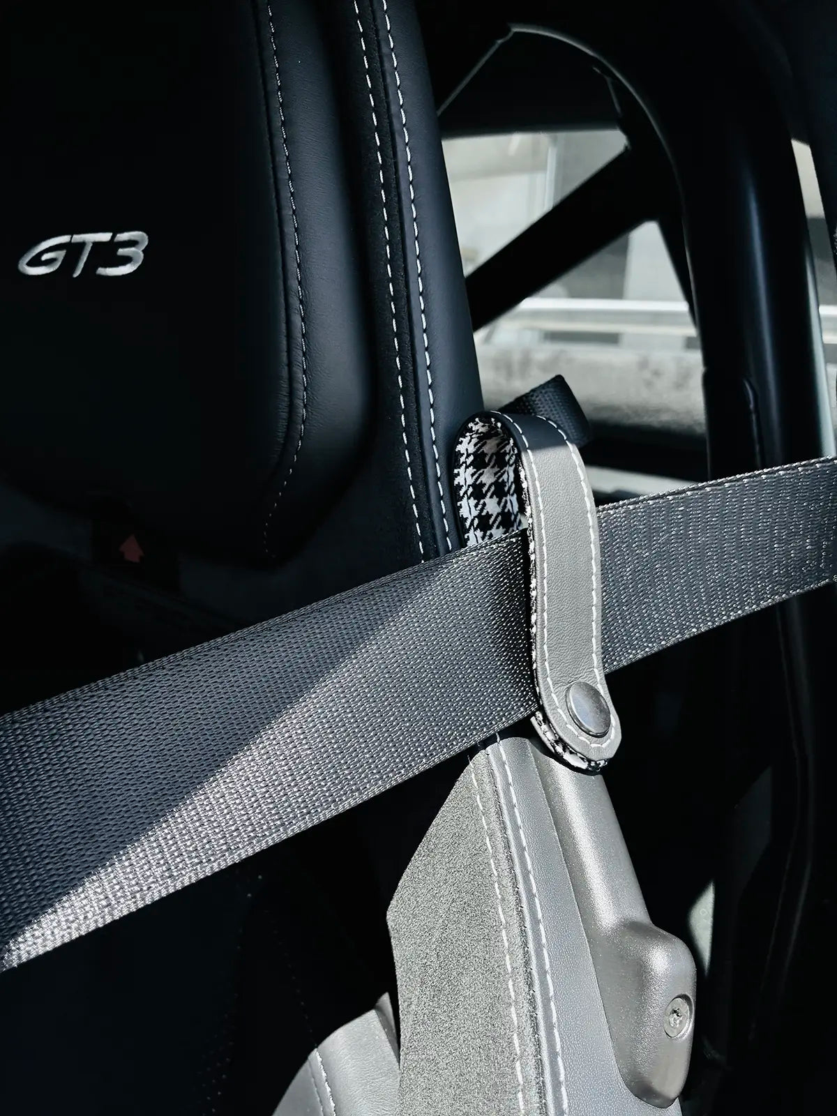 Gurtschlaufen für Porsche 992.2 GT3 Schalensitze