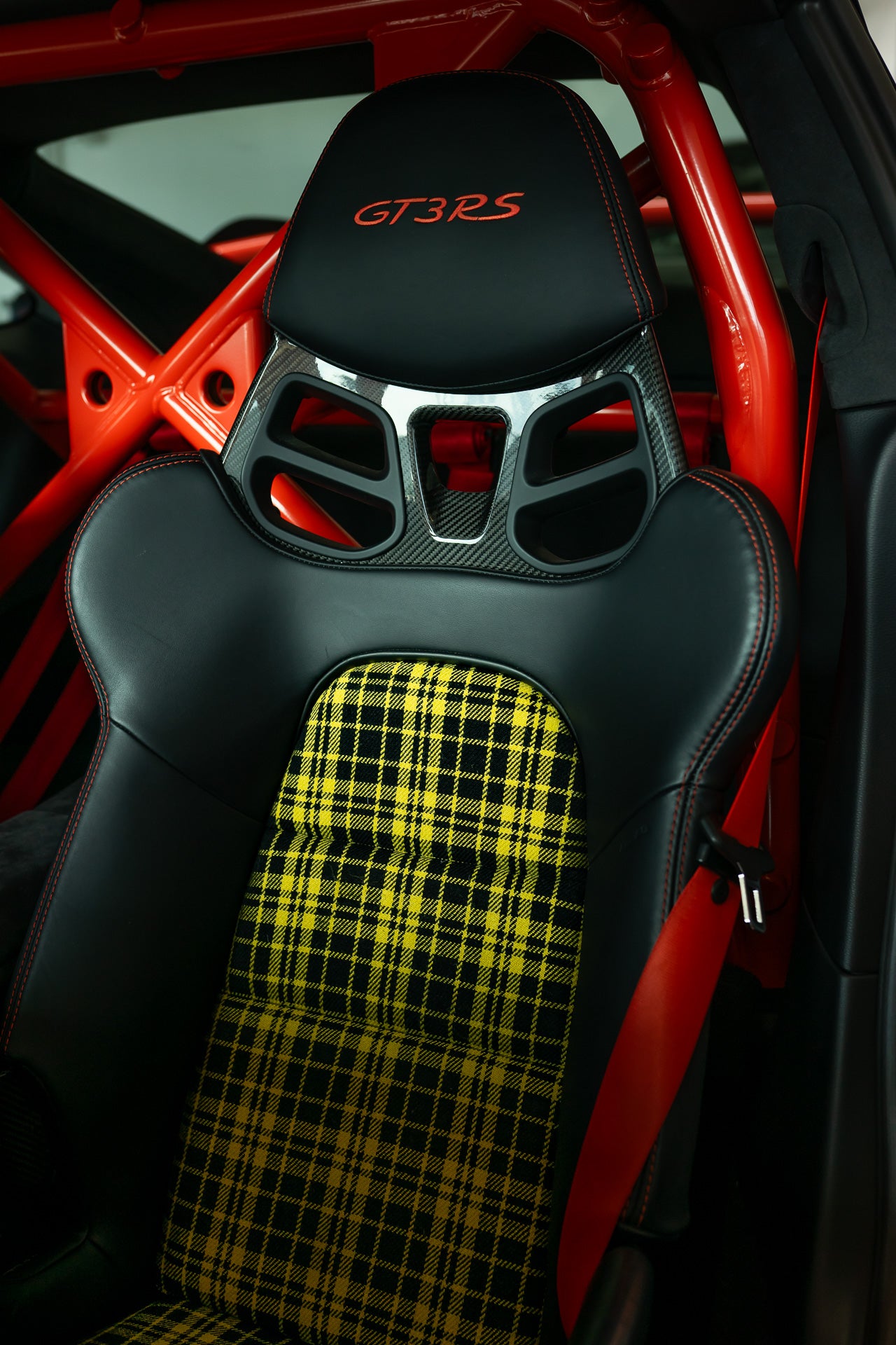 GT black, yellow