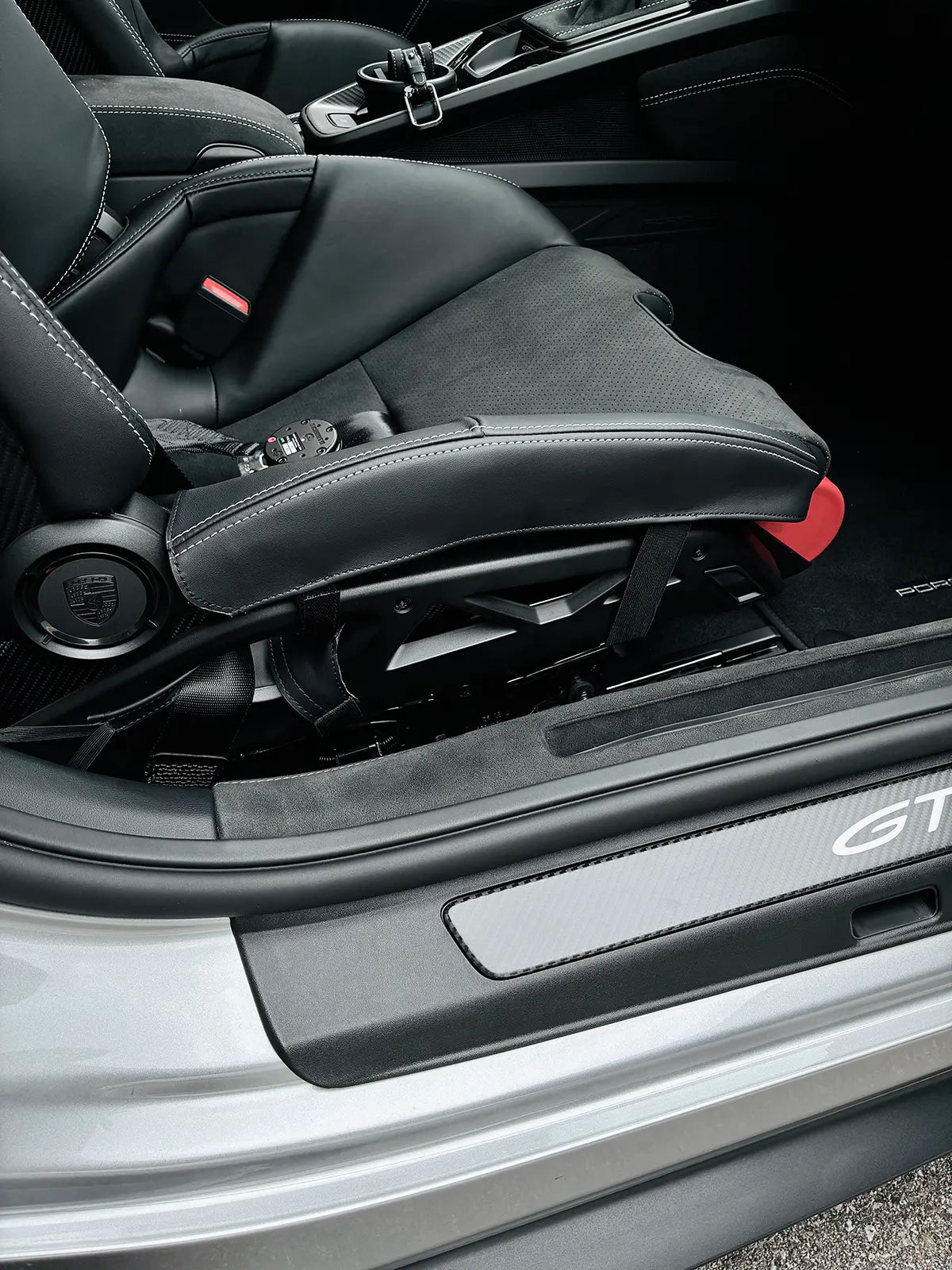 Porsche 992.2 GT3 Schalensitz Schoner 2