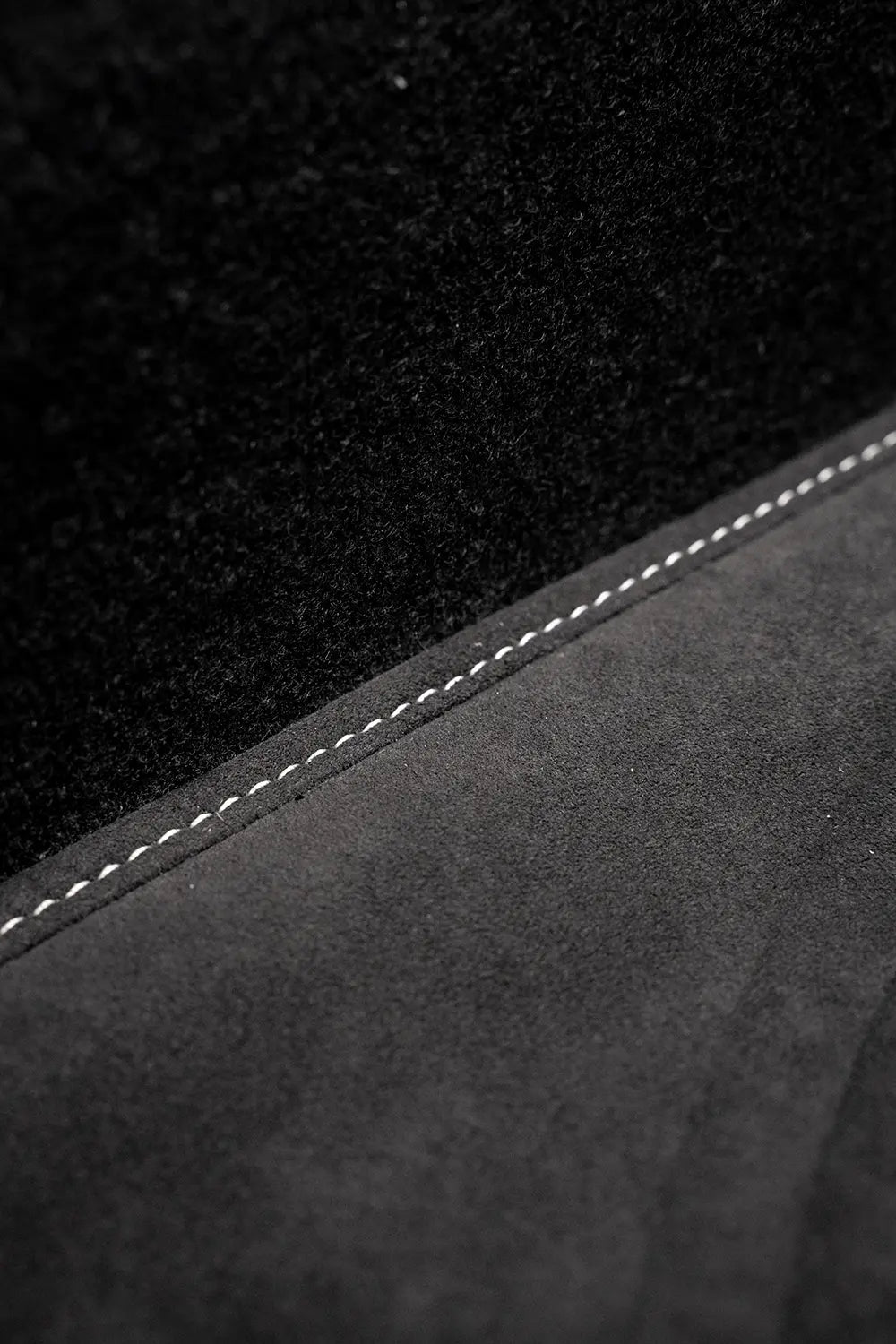 alcantara-kofferraummatte-911-2