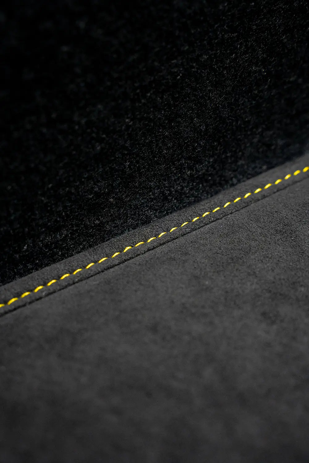 alcantara-kofferraummatte-911-4