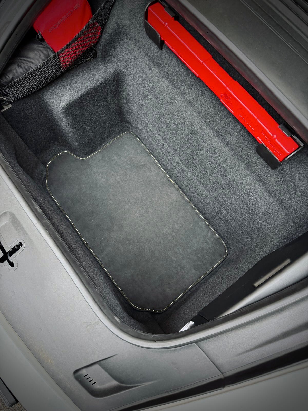 Alcantara® Kofferraummatte für Porsche 911, Boxster & Cayman - Project Pepita