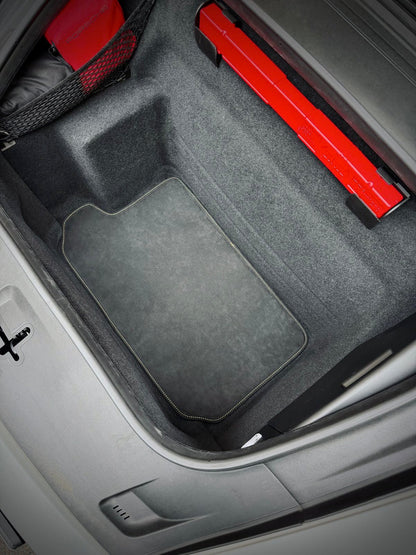 Alcantara® Kofferraummatte für Porsche 911, Boxster & Cayman - Project Pepita