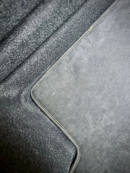 Alcantara® Kofferraummatte für Porsche 911, Boxster & Cayman - Project Pepita