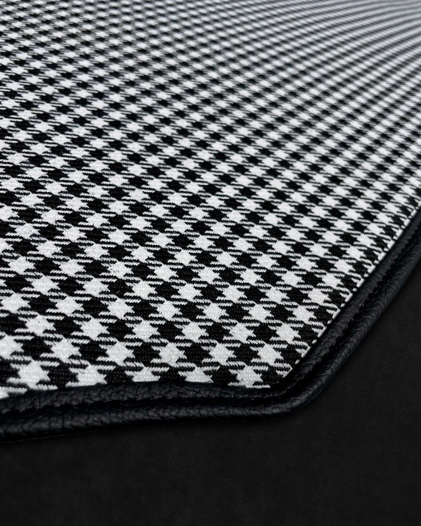 Matte aus Pepita im Detail