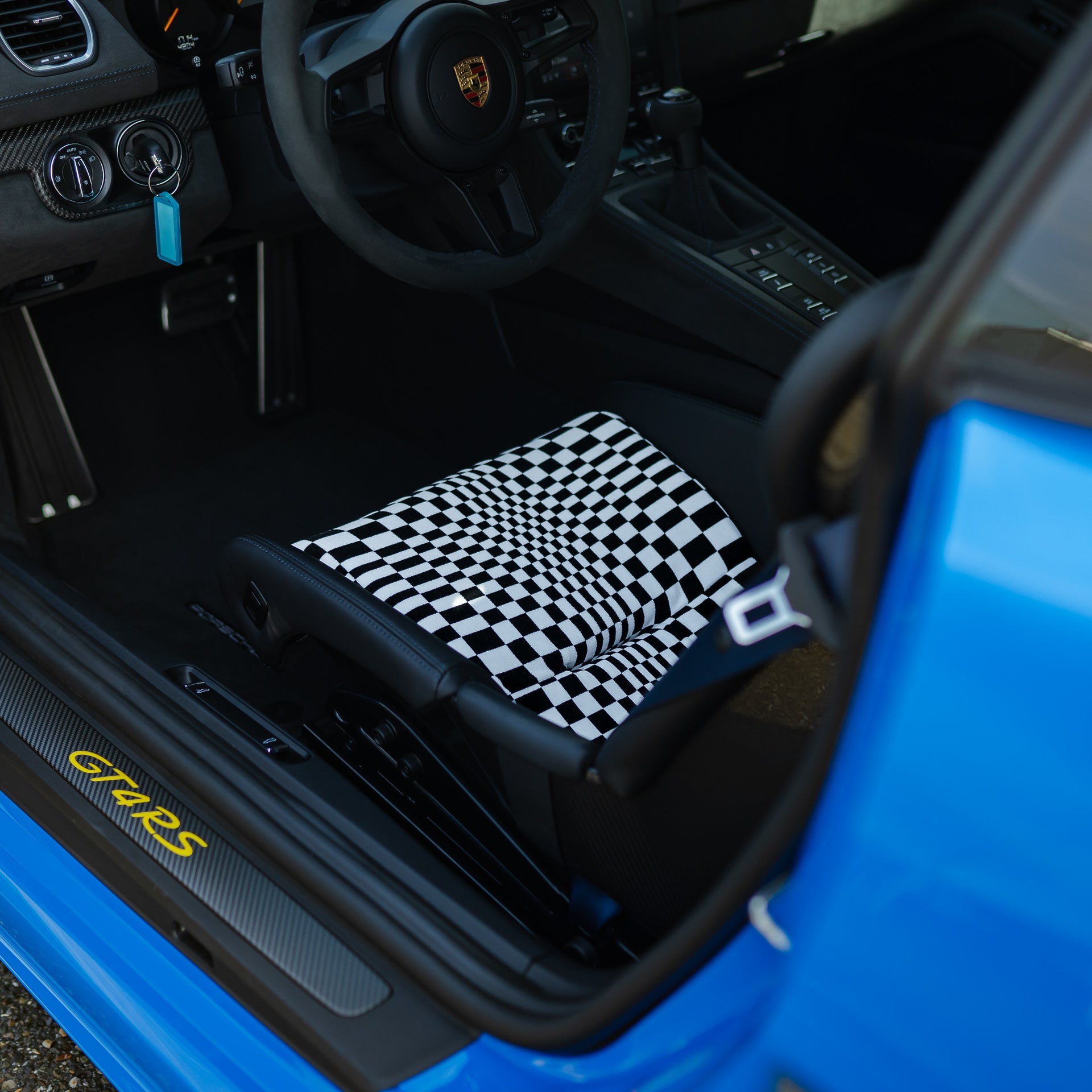 Pascha Inserts für Porsche Schalensitze – schwarz, weiß - Project Pepita