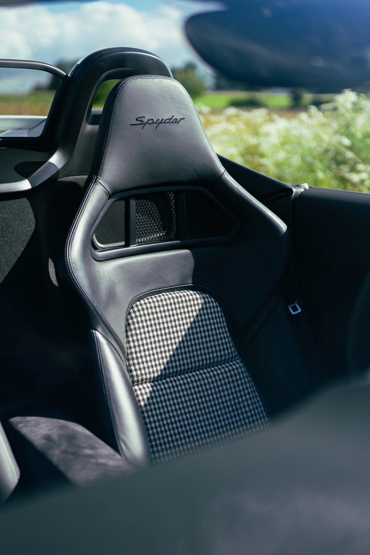 Pepita Inserts für Porsche Schalensitze – schwarz, weiß - Project Pepita