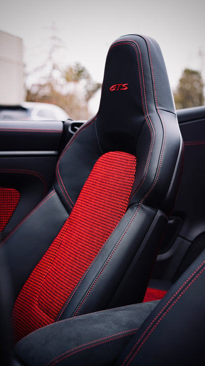Individualisierung Sportsitze & Türverkleidungen für Porsche 911, Boxster & Cayman - Project Pepita