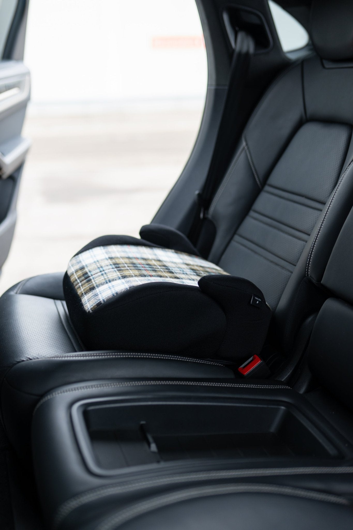 Schottenkaro Kindersitz für Porsche – beige - Project Pepita