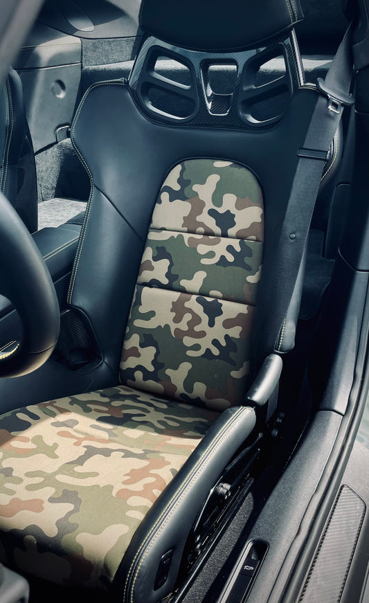 Sitz mit Camouflagemuster